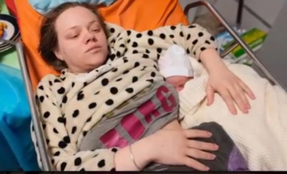 Rusya'nın Hamile Değil Dediği Ukraynalı Fenomen Doğum Yaptı! - Resim: 3