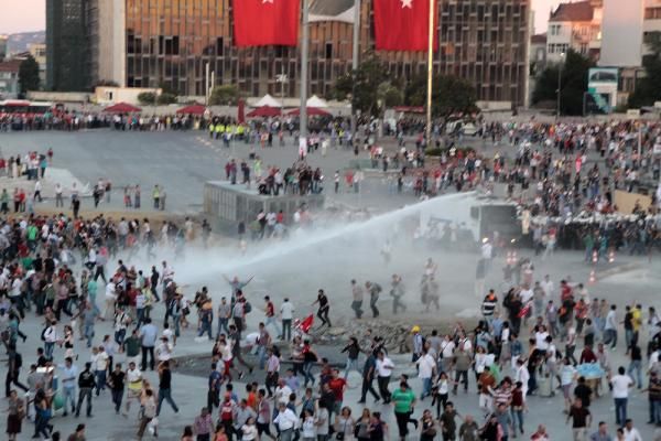 Gezi Parkında ne oldu? Taksim Gezi olayları nasıl başladı, nasıl bitti? - Resim: 172