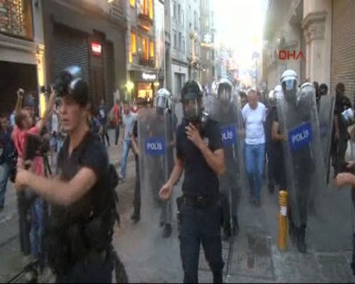 Gezi Parkında ne oldu? Taksim Gezi olayları nasıl başladı, nasıl bitti? - Resim: 43