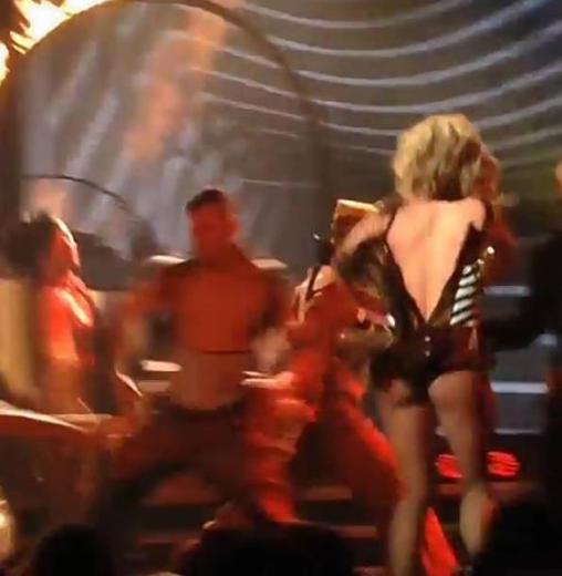 İşte Britney Spears'in o fermuar kazası - Resim: 1