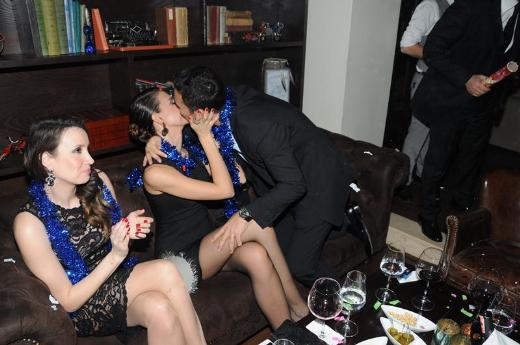 Mustafa Sandal ve Emina dudak dudağa! - Resim: 2