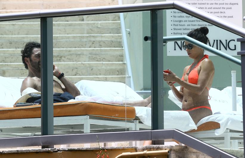Eva Longoria ve Serena Williams havuz başında - Resim: 3